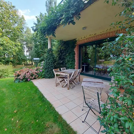 Bed and Breakfast Fleurs Des Champs 3*